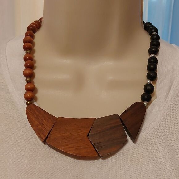 Colorblock Wood Beads Statement Necklace - Picture 1 of 5